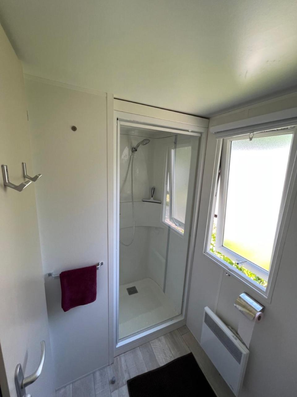 Mobil-Home 4 étoiles avec piscine proche de Blois Onzain Extérieur photo