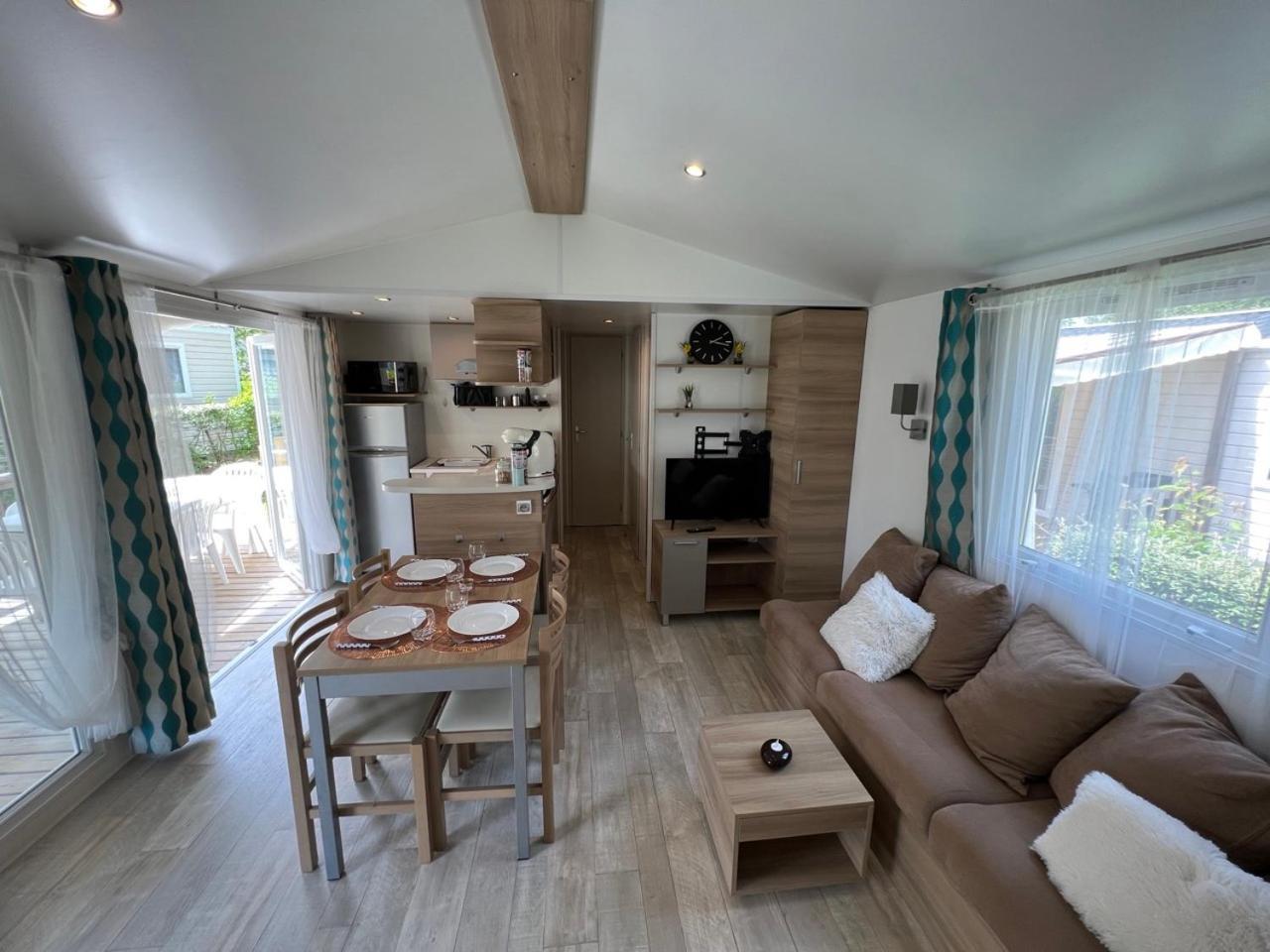 Mobil-Home 4 étoiles avec piscine proche de Blois Onzain Extérieur photo