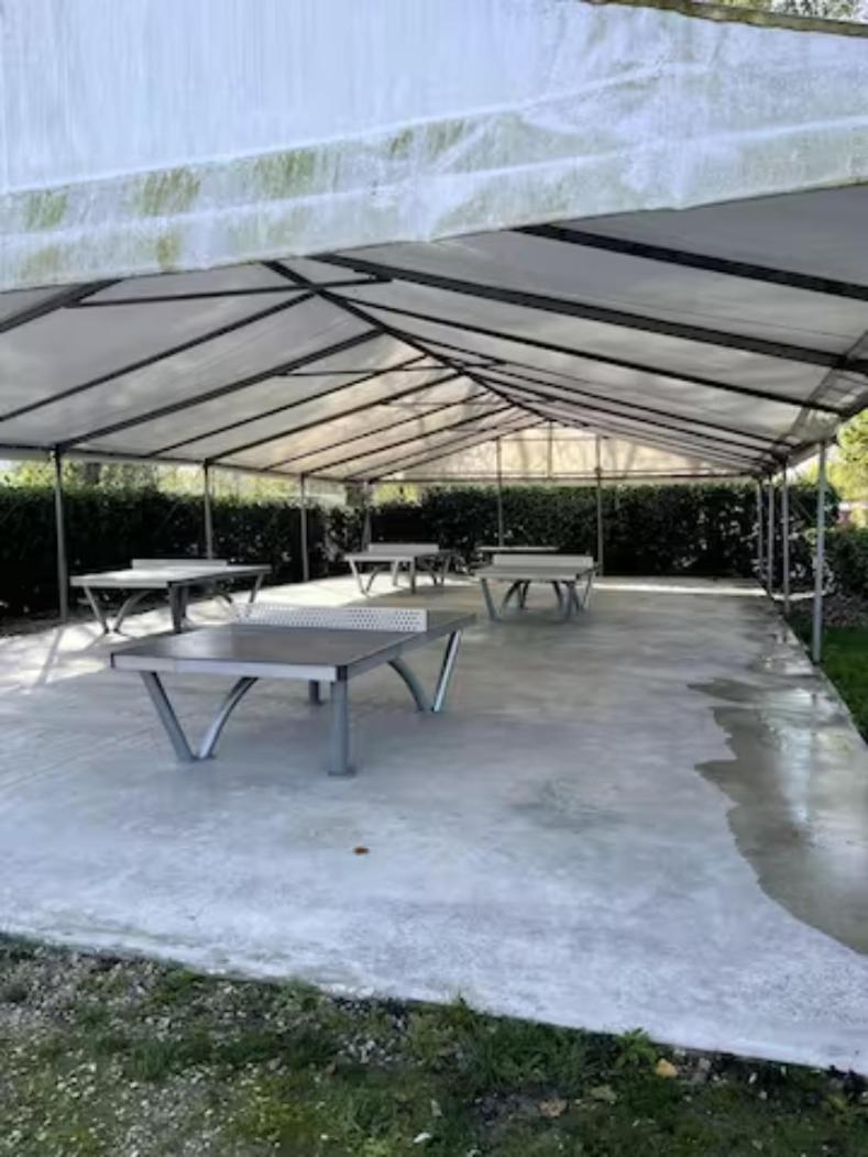 Mobil-Home 4 étoiles avec piscine proche de Blois Onzain Extérieur photo