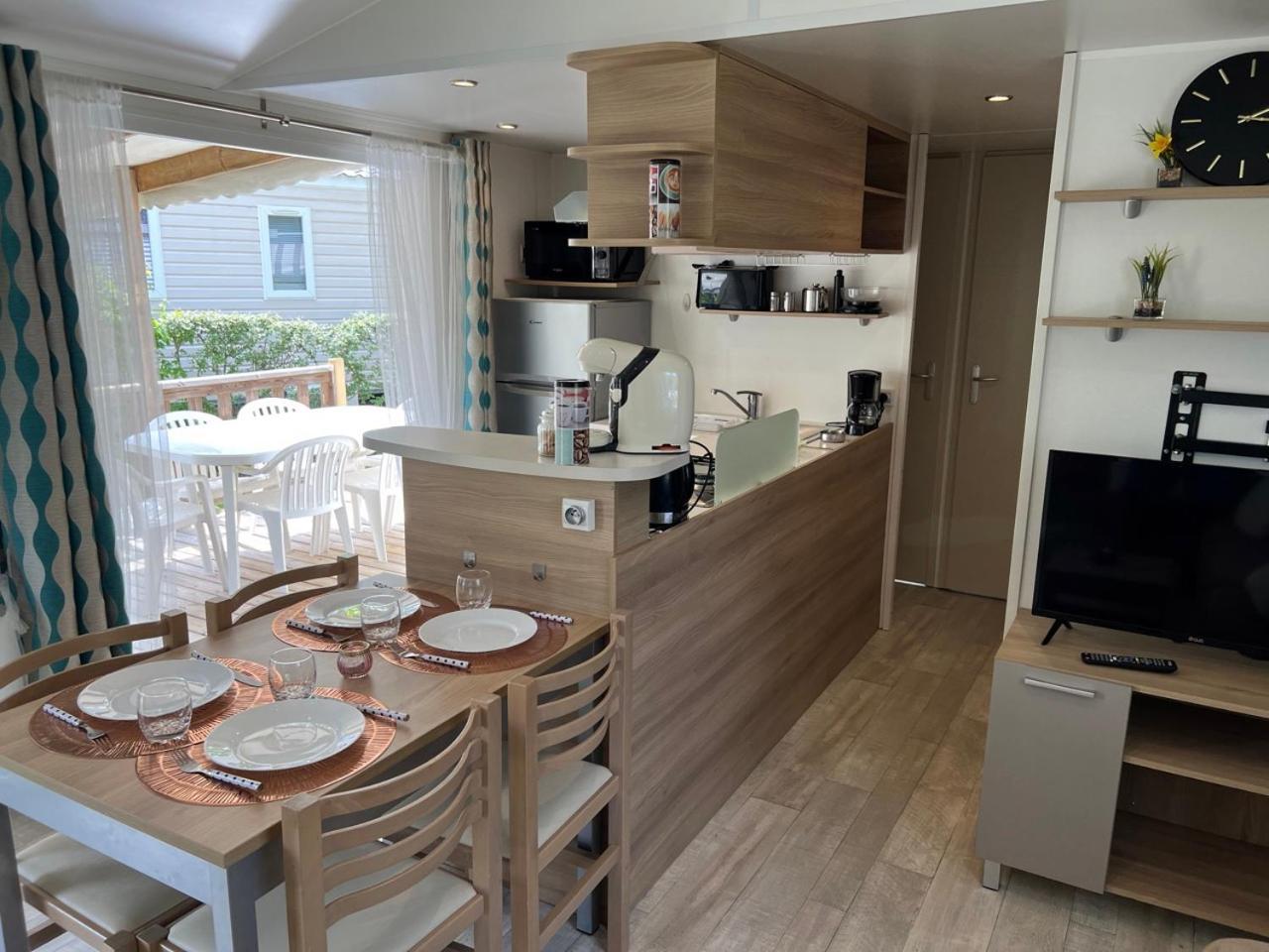 Mobil-Home 4 étoiles avec piscine proche de Blois Onzain Extérieur photo